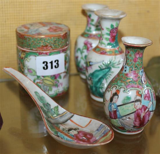 5 items of Cantonese porcelain